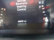 ✅ 2017 Dodge Challenger R/T • VIN: 2C3CDZBT8HH601004 • Лот: 41768758. Опубликован ранее на IAAI с пробегом 60 659 миль. Бесплатный доступ к архиву аукционных продаж из США и подробный отчёт об истории автомобиля на DreamBid. Изображение 15.