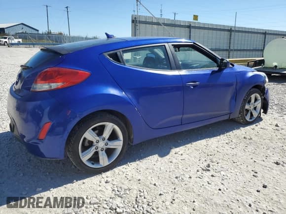 ✅ 2012 Hyundai Veloster w/Red Int • VIN: KMHTC6AD9CU039848 • Lot: 74922324. Listed on Copart with 125,887 mi. Free auction sales archive from the USA and detailed vehicle history report at DreamBid. Image 3.