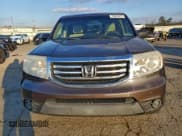 ✅ 2015 Honda Pilot LX • VIN: 5FNYF4H24FB018025 • Lot: 95024475. Wystawiony na Copart z przebiegiem 162 582 mil. Bezpłatny archiwum sprzedaży aukcyjnych z USA i szczegółowy raport historii pojazdu na DreamBid. Zdjęcie 5.