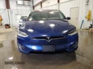 ✅ 2017 Tesla Model X 90D • VIN: 5YJXCBE20HF043732 • Lot: 54603735. Wystawiony na Copart z przebiegiem 107 147 mil. Bezpłatny archiwum sprzedaży aukcyjnych z USA i szczegółowy raport historii pojazdu na DreamBid. Zdjęcie 5.