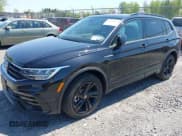 ✅ 2024 Volkswagen Tiguan SE R-Line Black • VIN: 3VV8B7AX8RM217275 • Lot: 42241098. Wystawiony na IAAI z przebiegiem 75 mil. Bezpłatny archiwum sprzedaży aukcyjnych z USA i szczegółowy raport historii pojazdu na DreamBid. Zdjęcie 2.