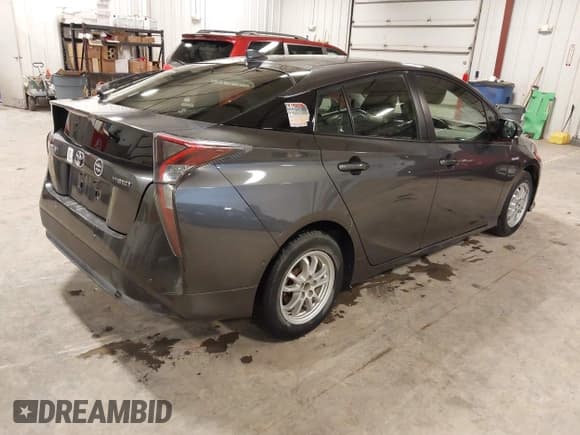 ✅ 2018 Toyota Prius Two • VIN: JTDKBRFU4J3588731 • Лот: 43745258. Опубликован ранее на IAAI с пробегом 96 579 миль. Бесплатный доступ к архиву аукционных продаж из США и подробный отчёт об истории автомобиля на DreamBid. Изображение 4.