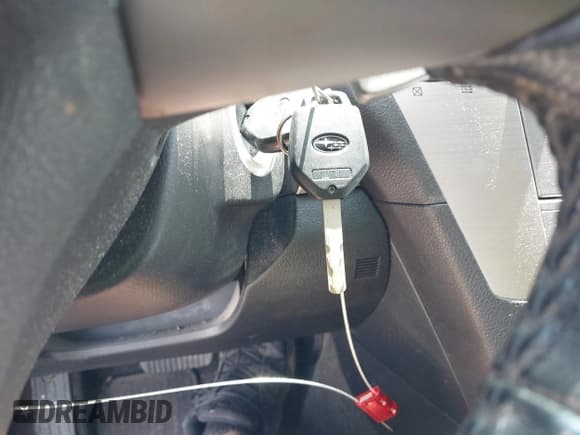 ✅ 2013 Subaru Outback Premium • VIN: 4S4BRBCC4D3290467 • Lot: 42510881. Listed on IAAI with 244,597 mi. Free auction sales archive from the USA and detailed vehicle history report at DreamBid. Image 11.