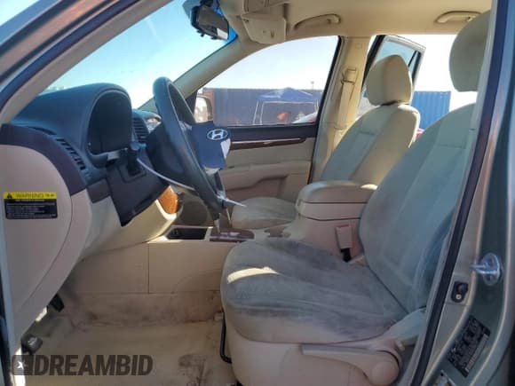 ✅ 2009 Hyundai Santa Fe GLS • VIN: 5NMSG13D69H296518 • Lot: 81592394. Listed on Copart with 230,153 mi. Free auction sales archive from the USA and detailed vehicle history report at DreamBid. Image 7.