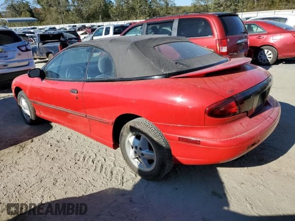 ✅ 1998 Pontiac Sunfire • VIN: 4G2JB32T7WB202549 • Lot: 75095294. Listed on Copart with 38,312 mi. Free auction sales archive from the USA and detailed vehicle history report at DreamBid. Image 2.