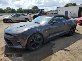✅ 2018 Chevrolet Camaro 2SS • VIN: 1G1FH3D74J0111527 • Лот: 68872415. Опубликован ранее на Copart с пробегом 107 067 миль. Бесплатный доступ к архиву аукционных продаж из США и подробный отчёт об истории автомобиля на DreamBid. Изображение 1.