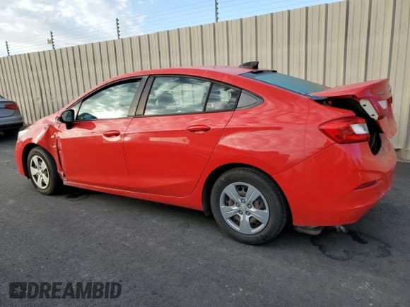 ✅ 2017 Chevrolet Cruze LS • VIN: 1G1BC5SMXH7160377 • Лот: 82420465. Опубликован ранее на Copart с пробегом 91 132 миль. Бесплатный доступ к архиву аукционных продаж из США и подробный отчёт об истории автомобиля на DreamBid. Изображение 2.