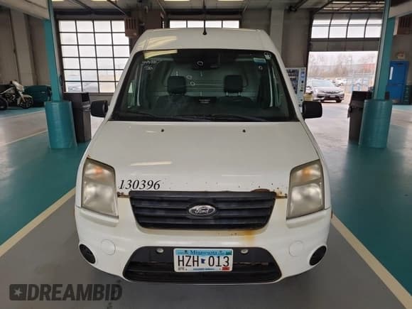 ✅ 2013 Ford Transit Connect XLT • VIN: NM0LS7BNXDT141457 • Lot: 43862533. Wystawiony na IAAI z przebiegiem 221 931 mil. Bezpłatny archiwum sprzedaży aukcyjnych z USA i szczegółowy raport historii pojazdu na DreamBid. Zdjęcie 4.