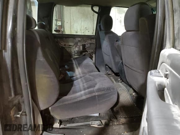 ✅ 2001 Chevrolet Silverado 2500HD • VIN: 1GCHK23181F128482 • Lot: 74553274. Wystawiony na Copart z przebiegiem Nie podano. Bezpłatny archiwum sprzedaży aukcyjnych z USA i szczegółowy raport historii pojazdu na DreamBid. Zdjęcie 10.