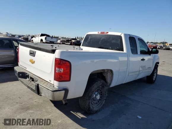 ✅ 2013 Chevrolet Silverado 1500 LT • VIN: 1GCRCSEA4DZ272337 • Lot: 74053674. Listed on Copart with 236,566 mi. Free auction sales archive from the USA and detailed vehicle history report at DreamBid. Image 3.