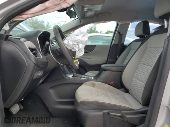 ✅ 2018 Chevrolet Equinox LS • VIN: 2GNAXHEV0J6344625 • Lot: 86138285. Wystawiony na Copart z przebiegiem 89 205 mil mil. Skorzystaj z bezpłatnego archiwum sprzedaży aukcyjnych z USA i zobacz szczegółowy raport historii pojazdu na DreamBid. Zdjęcie 7.