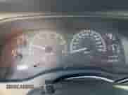 2000 Dodge Dakota z VIN 1B7GL22X4YS575147, wystawiony jako Copart lot #76636834 z przebiegiem 135 585 mil mil oraz Czysty tytuł • Clean title. Historia ofert i sprzedaży dostępna na DreamBid. Obrazek 9.