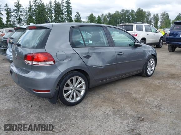 ✅ 2012 Volkswagen Golf TDI • VIN: WVWNM7AJ8CW139028 • Lot: 42421116. Listed on IAAI with 60,776 mi. Free auction sales archive from the USA and detailed vehicle history report at DreamBid. Image 4.