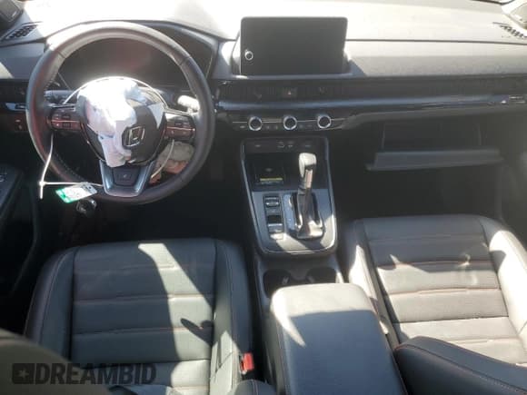 ✅ 2025 Honda CR-V Sport Touring • VIN: 7FARS6H94SE052490 • Lot: 82361485. Listed on Copart with Not provided. Free auction sales archive from the USA and detailed vehicle history report at DreamBid. Image 8.