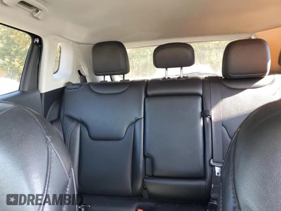 ✅ 2020 Jeep Compass Limited • VIN: 3C4NJDCB5LT200287 • Lot: 91409095. Wystawiony na Copart z przebiegiem 106 273 mil. Bezpłatny archiwum sprzedaży aukcyjnych z USA i szczegółowy raport historii pojazdu na DreamBid. Zdjęcie 10.