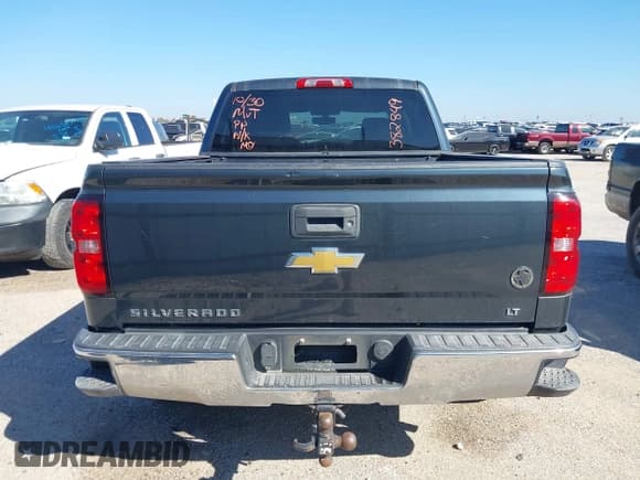 ✅ 2017 Chevrolet Silverado 1500 LT • VIN: 3GCPCREC1HG382849 • Лот: 43607589. Опубликован ранее на IAAI с пробегом 141 712 миль. Бесплатный доступ к архиву аукционных продаж из США и подробный отчёт об истории автомобиля на DreamBid. Изображение 16.