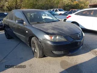 ✅ 2006 Mazda 3 i • VIN: JM1BK12F161449782 • Лот: 43722504. Опубликован ранее на IAAI с пробегом 173 340 миль. Бесплатный доступ к архиву аукционных продаж из США и подробный отчёт об истории автомобиля на DreamBid. Изображение 1.