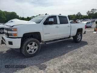 ✅ 2017 Chevrolet Silverado 2500HD LT • VIN: 1GC1KVEY8HF241842 • Lot: 60222555. Listed on Copart with 132,131 mi. Free auction sales archive from the USA and detailed vehicle history report at DreamBid. Image 1.