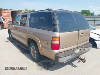 ✅ 2001 Chevrolet Suburban LS • VIN: 3GNEC16T21G214738 • Лот: 42433747. Опубликован ранее на IAAI с пробегом Не указан. Бесплатный доступ к архиву аукционных продаж из США и подробный отчёт об истории автомобиля на DreamBid. Изображение 3.