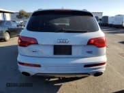 ✅ 2015 Audi Q7 S line Prestige • VIN: WA1DGAFE4FD028868 • Lot: 42182795. Listed on Copart with 127,491 mi. Free auction sales archive from the USA and detailed vehicle history report at DreamBid. Image 6.