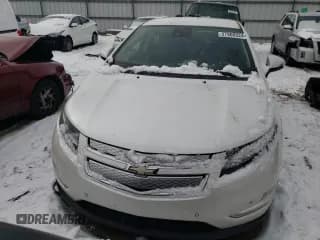 ✅ 2015 Chevrolet Volt • VIN: 1G1RB6E40FU112050 • Lot: 37900524. Wystawiony na Copart z przebiegiem 112 878 mil. Bezpłatny archiwum sprzedaży aukcyjnych z USA i szczegółowy raport historii pojazdu na DreamBid. Zdjęcie 5.