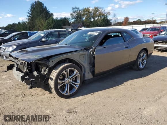 ✅ 2021 Dodge Challenger R/T • VIN: 2C3CDZBT7MH551562 • Lot: 86850425. Listed on Copart with 80,586 mi. Free auction sales archive from the USA and detailed vehicle history report at DreamBid. Image 1.