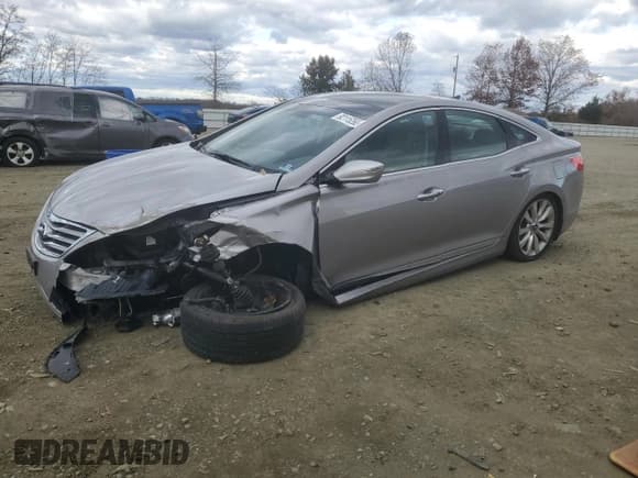 ✅ 2013 Hyundai Azera • VIN: KMHFH4JG4DA300836 • Lot: 92115265. Listed on Copart with 162,800 mi. Free auction sales archive from the USA and detailed vehicle history report at DreamBid. Image 1.
