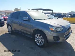 2013 Mitsubishi Outlander ES with VIN 4A4AP3AU5DE004615, listed as a IAAI auction lot 43137560 with 138,541 mi miles and . Bid and sale history available at DreamBid. Image 1.