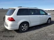 ✅ 2009 Volkswagen Routan SEL • VIN: 2V8HW54X29R601410 • Лот: 53168524. Опубликован ранее на Copart с пробегом 153 898 миль. Бесплатный доступ к архиву аукционных продаж из США и подробный отчёт об истории автомобиля на DreamBid. Изображение 3.