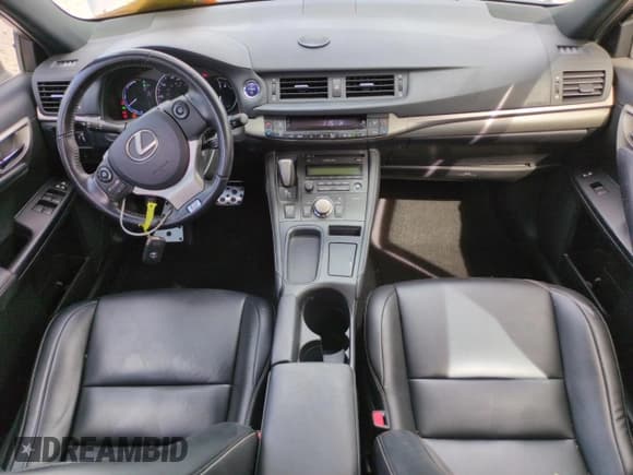 ✅ 2017 Lexus CT 200h • VIN: JTHKD5BH6H2298596 • Lot: 67414465. Wystawiony na Copart z przebiegiem 103 788 mil. Bezpłatny archiwum sprzedaży aukcyjnych z USA i szczegółowy raport historii pojazdu na DreamBid. Zdjęcie 8.