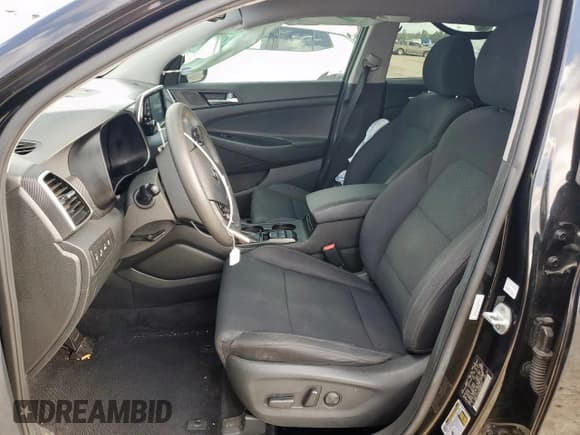 ✅ 2019 Hyundai Tucson SEL • VIN: KM8J33AL6KU885527 • Лот: 82164765. Опубликован ранее на Copart с пробегом 133 428 миль. Бесплатный доступ к архиву аукционных продаж из США и подробный отчёт об истории автомобиля на DreamBid. Изображение 7.