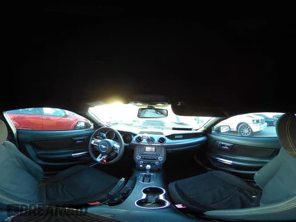 ✅ 2016 Ford Mustang EcoBoost Premium • VIN: 1FA6P8TH0G5202880 • Lot: 43771274. Wystawiony na IAAI z przebiegiem 86 458 mil. Bezpłatny archiwum sprzedaży aukcyjnych z USA i szczegółowy raport historii pojazdu na DreamBid. Zdjęcie 18.