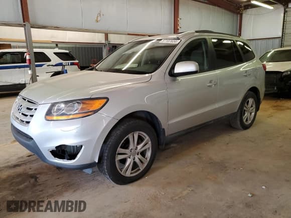 ✅ 2011 Hyundai Santa Fe SE • VIN: 5XYZH4AG1BG018247 • Lot: 57107634. Listed on Copart with 209,184 mi. Free auction sales archive from the USA and detailed vehicle history report at DreamBid. Image 1.