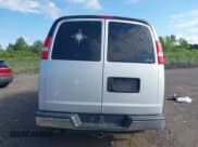 ✅ 2019 Chevrolet Express Passenger LT • VIN: 1GAZGPFGXK1228870 • Lot: 43057715. Wystawiony na IAAI z przebiegiem 89 246 mil. Bezpłatny archiwum sprzedaży aukcyjnych z USA i szczegółowy raport historii pojazdu na DreamBid. Zdjęcie 17.