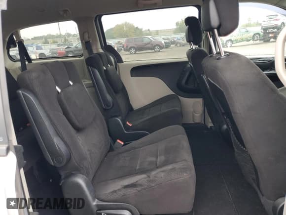 ✅ 2012 Dodge Grand Caravan SXT • VIN: 2C4RDGCGXCR197587 • Lot: 86254755. Wystawiony na Copart z przebiegiem 131 667 mil. Bezpłatny archiwum sprzedaży aukcyjnych z USA i szczegółowy raport historii pojazdu na DreamBid. Zdjęcie 11.