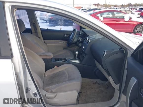 ✅ 2011 Nissan Rogue S • VIN: JN8AS5MT7BW152555 • Lot: 43652477. Wystawiony na IAAI z przebiegiem 130 147 mil. Bezpłatny archiwum sprzedaży aukcyjnych z USA i szczegółowy raport historii pojazdu na DreamBid. Zdjęcie 5.