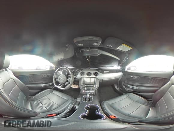 ✅ 2017 Ford Mustang GT Premium • VIN: 1FA6P8CF0H5316930 • Lot: 92357395. Wystawiony na Copart z przebiegiem 64 305 mil. Bezpłatny archiwum sprzedaży aukcyjnych z USA i szczegółowy raport historii pojazdu na DreamBid. Zdjęcie 15.