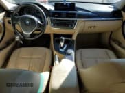 ✅ 2015 BMW 3 Series 328i xDrive • VIN: WBA3B3C5XFF548154 • Лот: 89504635. Опубликован ранее на Copart с пробегом 117 746 миль. Бесплатный доступ к архиву аукционных продаж из США и подробный отчёт об истории автомобиля на DreamBid. Изображение 8.