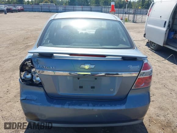 ✅ 2007 Chevrolet Aveo LT • VIN: KL1TG56647B043425 • Lot: 43358212. Wystawiony na IAAI z przebiegiem 122 983 mil. Bezpłatny archiwum sprzedaży aukcyjnych z USA i szczegółowy raport historii pojazdu na DreamBid. Zdjęcie 6.