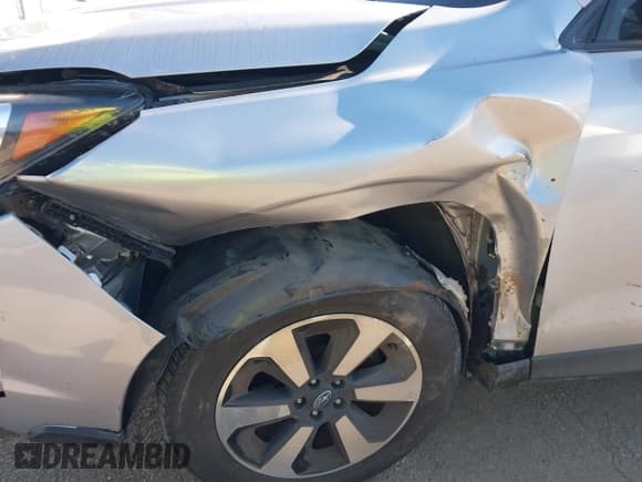 ✅ 2017 Subaru Forester • VIN: JF2SJABC4HH439929 • Lot: 43640509. Wystawiony na IAAI z przebiegiem 114 781 mil. Bezpłatny archiwum sprzedaży aukcyjnych z USA i szczegółowy raport historii pojazdu na DreamBid. Zdjęcie 6.