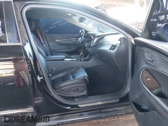 ✅ 2017 Chevrolet Impala Premier • VIN: 2G1145S38H9156830 • Lot: 43155881. Listed on IAAI with 152,415 mi. Free auction sales archive from the USA and detailed vehicle history report at DreamBid. Image 5.