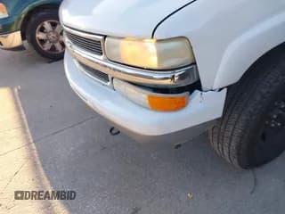 ✅ 2002 Chevrolet Suburban LS • VIN: 3GNFK16Z02G225380 • Лот: 41324572. Опубликован ранее на IAAI с пробегом 427 971 миль. Бесплатный доступ к архиву аукционных продаж из США и подробный отчёт об истории автомобиля на DreamBid. Изображение 6.