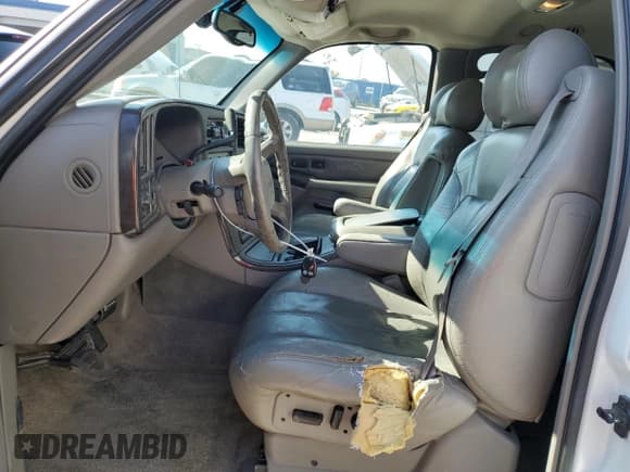 ✅ 2001 GMC Yukon Denali • VIN: 1GKEK63U61J186208 • Lot: 70895394. Listed on Copart with 207,395 mi. Free auction sales archive from the USA and detailed vehicle history report at DreamBid. Image 7.