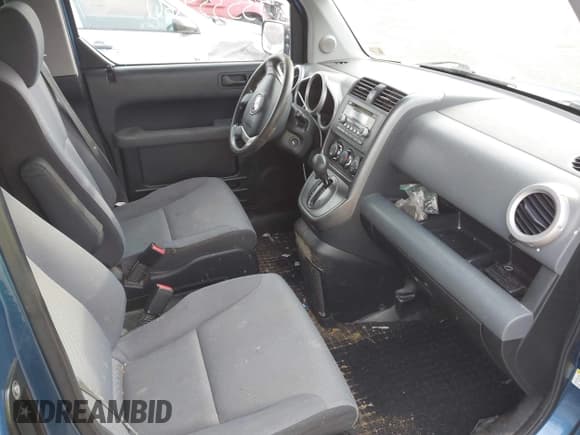 ✅ 2008 Honda Element EX • VIN: 5J6YH28788L017075 • Лот: 43533960. Опубликован ранее на IAAI с пробегом 195 591 миль. Бесплатный доступ к архиву аукционных продаж из США и подробный отчёт об истории автомобиля на DreamBid. Изображение 5.