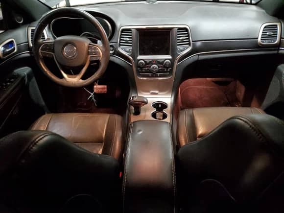 2014 Jeep Grand Cherokee Limited z VIN 1C4RJFBGXEC204652, wystawiony jako Copart lot #80250105 z przebiegiem Nie podano mil oraz Szkoda całkowita • Salvage title. Historia ofert i sprzedaży dostępna na DreamBid. Obrazek 8.