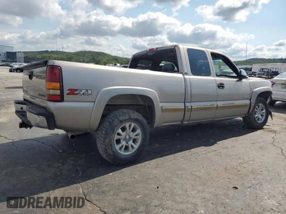 2001 Chevrolet Silverado 1500 LS с VIN 1GCEK19T41Z189543, выставлен на аукционе Copart как лот 62922784 с пробегом 157 821 миль миль и Списание • Salvage title. История ставок и продаж доступна на DreamBid. Изображение 3.