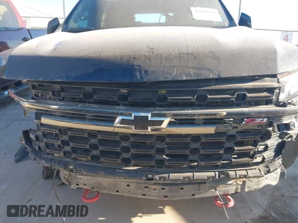 ✅ 2021 Chevrolet Suburban Z71 • VIN: 1GNSKDKD5MR348282 • Лот: 43910018. Опубликован ранее на IAAI с пробегом 212 014 миль. Бесплатный доступ к архиву аукционных продаж из США и подробный отчёт об истории автомобиля на DreamBid. Изображение 12.