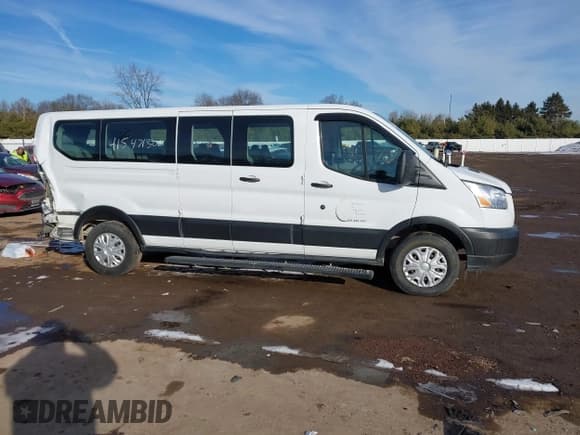 ✅ 2019 Ford Transit Passenger XL • VIN: 1FBZX2ZM3KKA05791 • Lot: 41547130. Listed on IAAI with 237,065 mi. Free auction sales archive from the USA and detailed vehicle history report at DreamBid. Image 13.