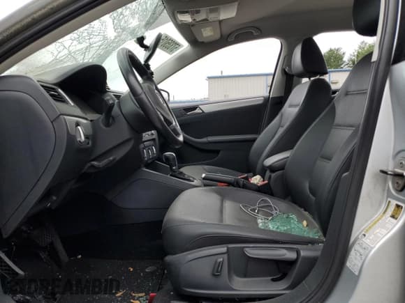 ✅ 2013 Volkswagen Jetta SE • VIN: 3VWDP7AJ2DM368936 • Лот: 57335015. Опубликован ранее на Copart с пробегом Не указан. Бесплатный доступ к архиву аукционных продаж из США и подробный отчёт об истории автомобиля на DreamBid. Изображение 7.