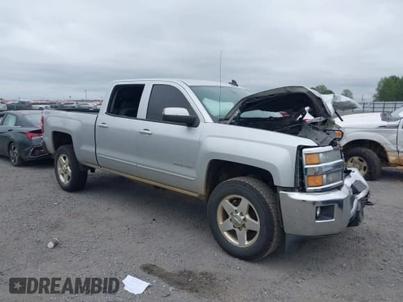 ✅ 2015 Chevrolet Silverado 2500HD LT • VIN: 1GC1KVEG9FF640344 • Lot: 43345081. Listed on IAAI with 294,853 mi. Free auction sales archive from the USA and detailed vehicle history report at DreamBid. Image 1.